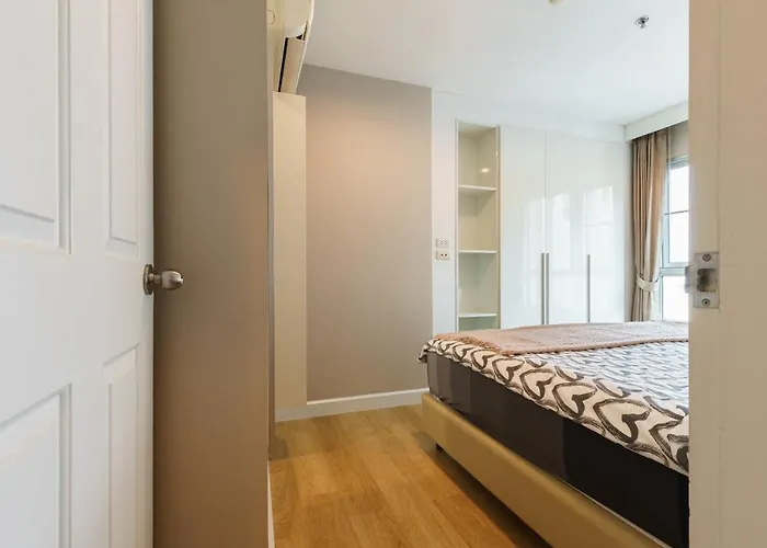 Apartment Internet Celebrity Train Night Market Swimming Pool Free Wifi Mrt 100m Bangkok