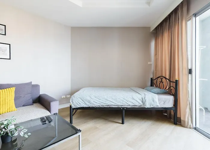 Apartment Internet Celebrity Train Night Market Swimming Pool Free Wifi Mrt 100m *