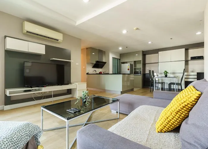 Internet Celebrity Train Night Market Swimming Pool Free Wifi Mrt 100m Apartment *