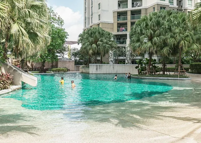 Internet Celebrity Train Night Market Swimming Pool Free Wifi Mrt 100m Apartment Bangkok