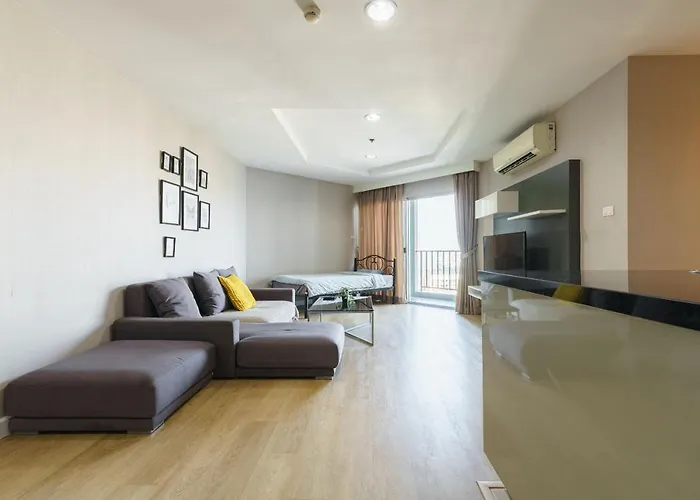 Apartment Internet Celebrity Train Night Market Swimming Pool Free Wifi Mrt 100m Bangkok