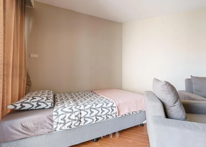 Apartment Internet Celebrity Train Night Market Swimming Pool Free Wifi Mrt 100m *