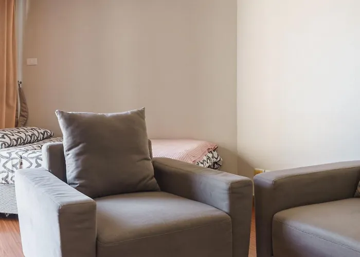 Apartment Internet Celebrity Train Night Market Swimming Pool Free Wifi Mrt 100m