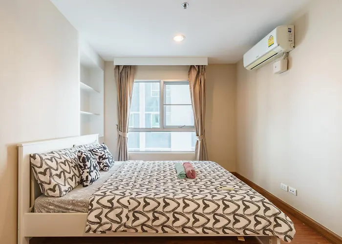 Internet Celebrity Train Night Market Swimming Pool Free Wifi Mrt 100m Bangkok
